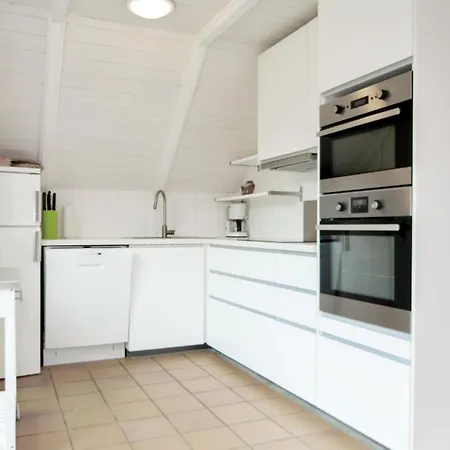 Stunning Home In Blavand With Sauna Blåvand